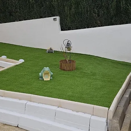 Edy Con Piscina Дом отдыха *